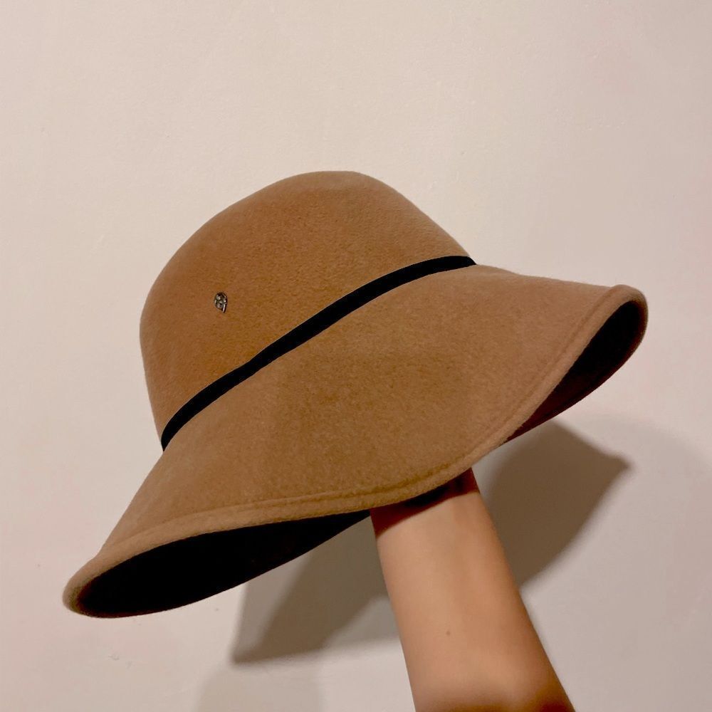Helen Kaminski 100% Wool Felt Bucket Hat